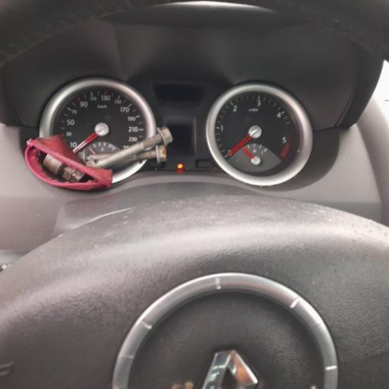Compteur RENAULT MEGANE 2 Photo n°9