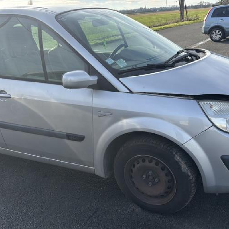 Reservoir essence RENAULT SCENIC 2 Photo n°4