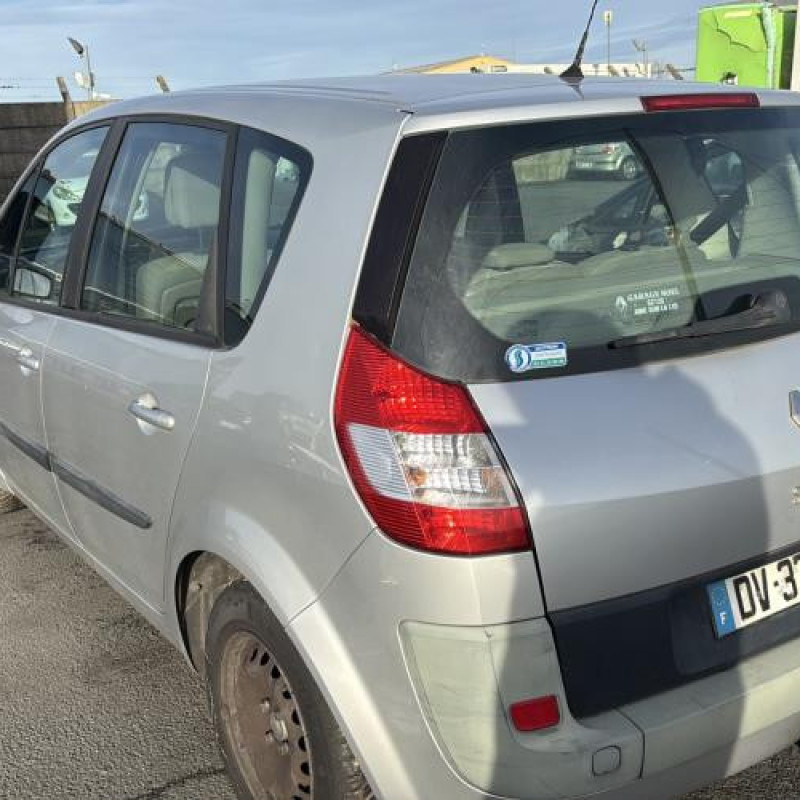 Reservoir essence RENAULT SCENIC 2 Photo n°7