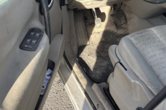 Reservoir essence RENAULT SCENIC 2