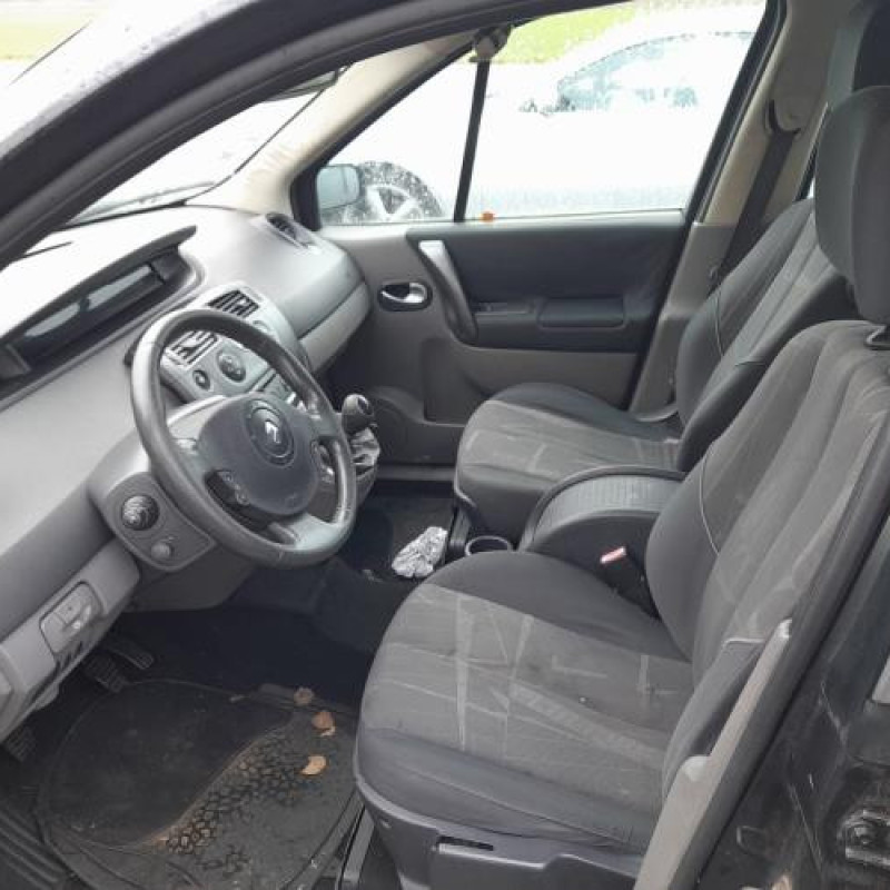 Reservoir essence RENAULT SCENIC 2 Photo n°7