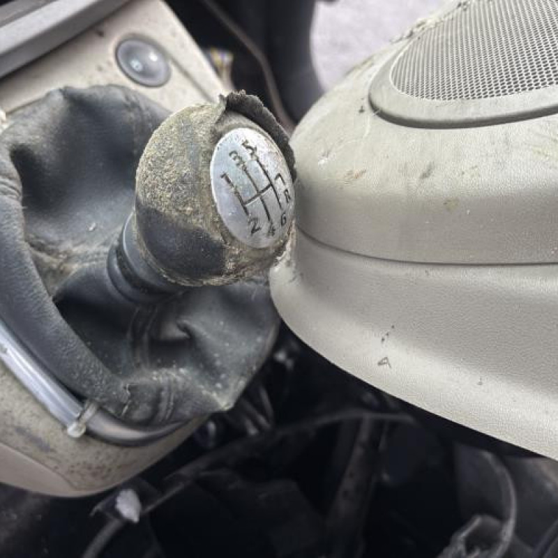 Reservoir essence RENAULT SCENIC 2 Photo n°17