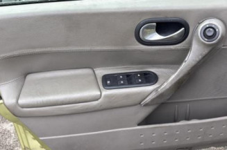 Reservoir essence RENAULT MEGANE 2