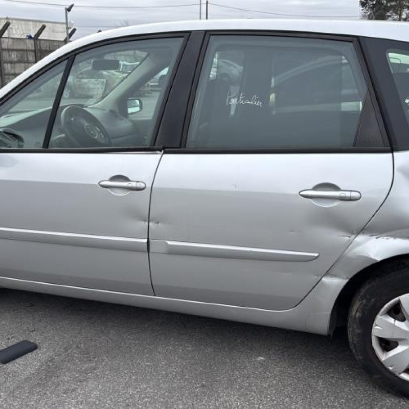 Compteur RENAULT SCENIC 2 Photo n°8