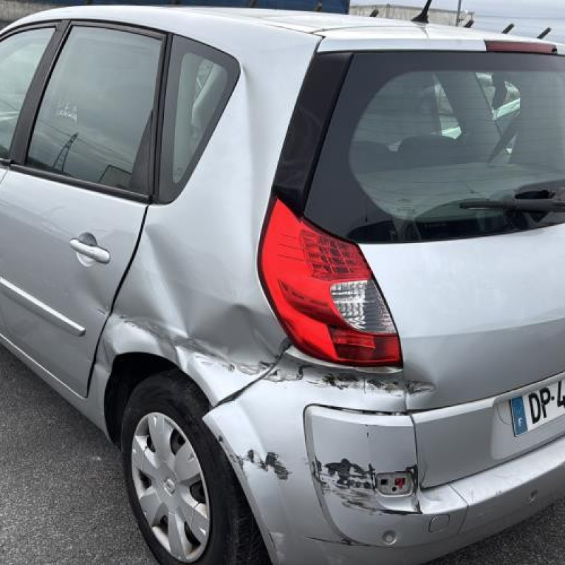 Reservoir essence RENAULT SCENIC 2 Photo n°4