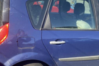 Reservoir essence RENAULT SCENIC 2