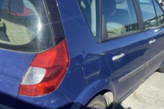 Reservoir essence RENAULT SCENIC 2