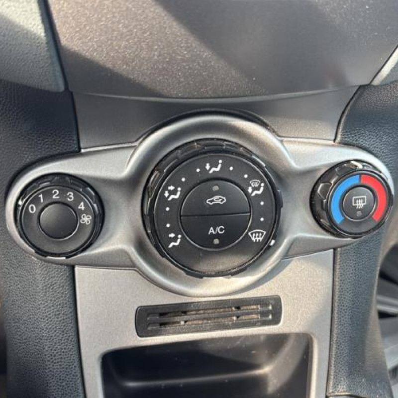 Moteur FORD FIESTA 6 Photo n°14