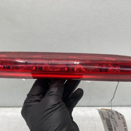 Feu arriere stop central PEUGEOT 208 1 Photo n°1