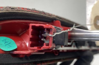 Feu arriere stop central PEUGEOT 208 1