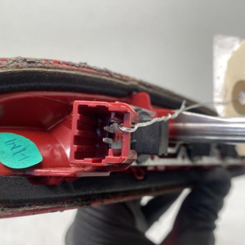 Feu arriere stop central PEUGEOT 208 1 Photo n°3