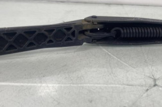Bras essuie glace avant droit PEUGEOT 308 1