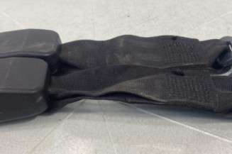 Attache ceinture arriere droit PEUGEOT 206