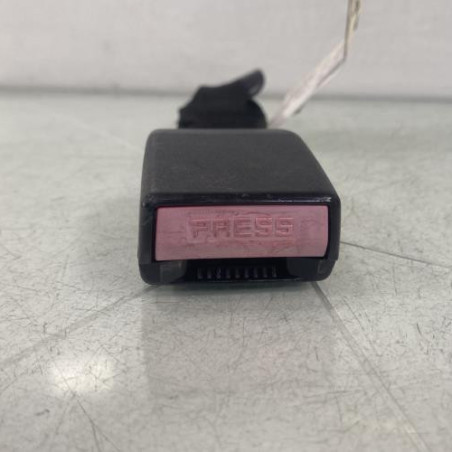 Attache ceinture arriere gauche PEUGEOT 206 Photo n°1