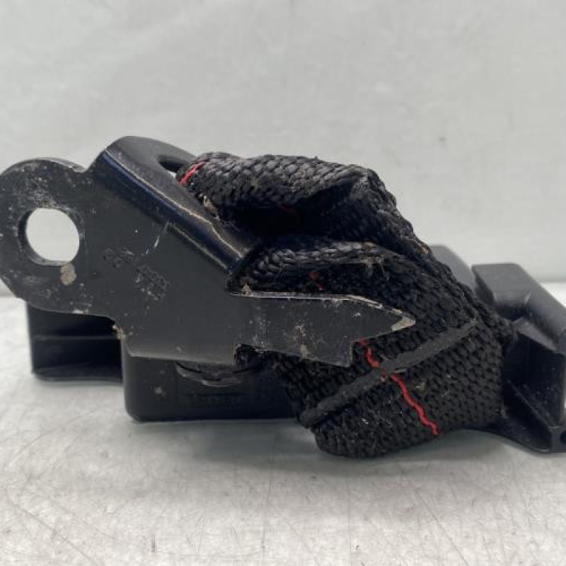 Attache ceinture arriere droit RENAULT CLIO 3 Photo n°2