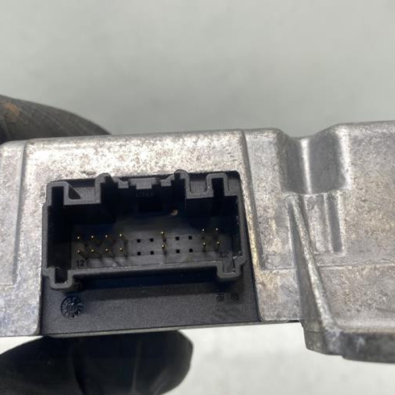 Boitier air bag RENAULT CLIO 3 Photo n°3