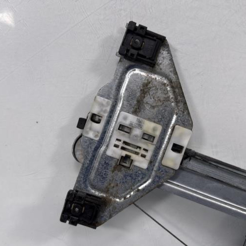 Leve vitre electrique avant gauche CITROEN BERLINGO 2 Photo n°4