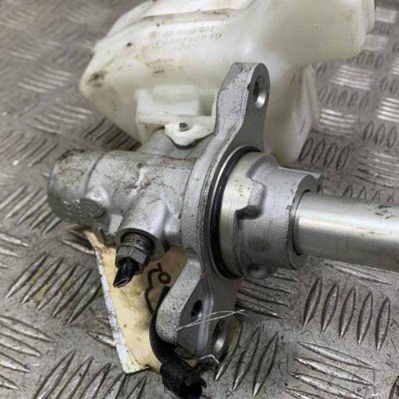 Maitre cylindre (freinage) AUDI A3 4 Photo n°3