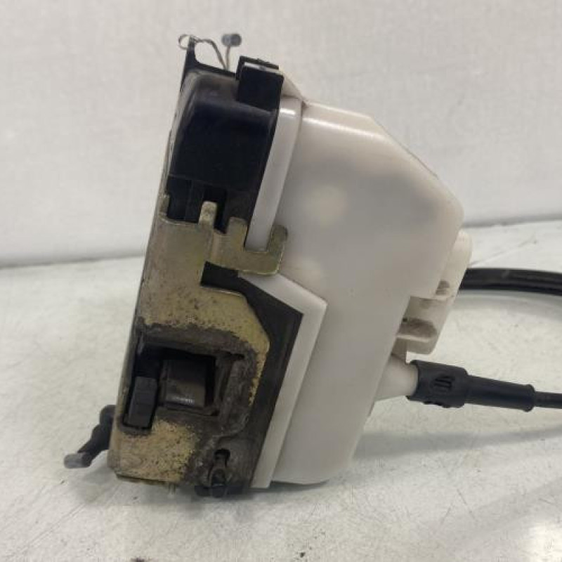 Serrure arriere gauche CITROEN C3 1 Photo n°4