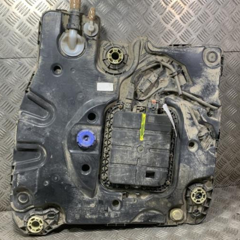 Reservoir AdBlue CITROEN C3 3 Photo n°1