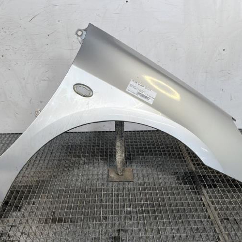 Aile avant droit PEUGEOT 307 Photo n°1