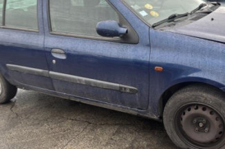 Feu arriere stop central RENAULT CLIO 2