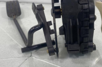 Pedale d'accelerateur RENAULT CLIO 2