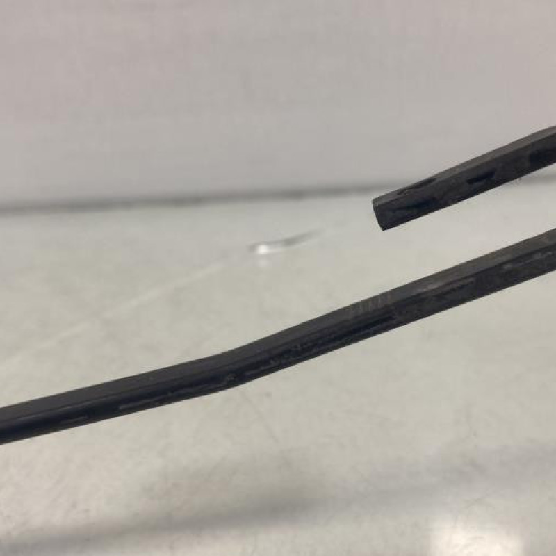 Bras essuie glace avant gauche MERCEDES CLASSE M 163 Photo n°5