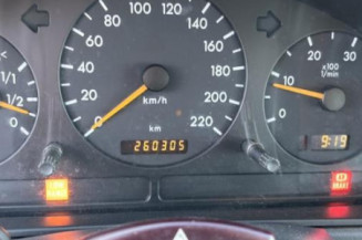 Bras essuie glace avant gauche MERCEDES CLASSE M 163