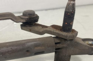 Moteur essuie glace avant MERCEDES CLASSE M 163