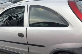 Moteur essuie glace arriere OPEL CORSA C