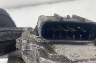 Moteur essuie glace avant OPEL CORSA C