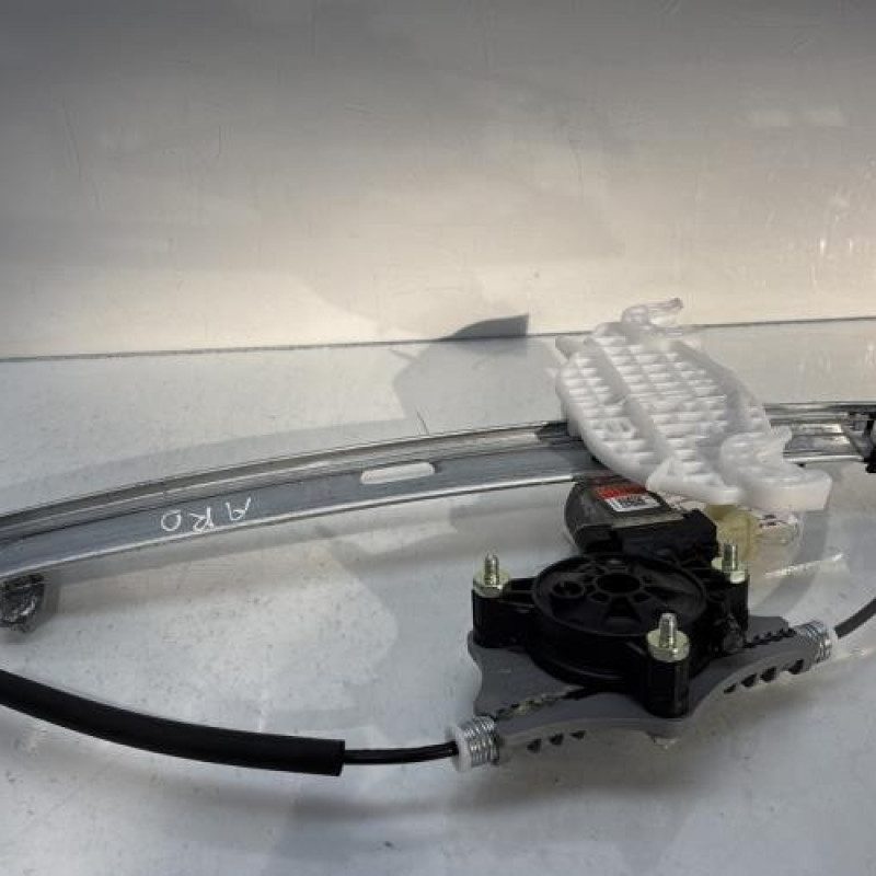 Leve vitre electrique arriere droit KIA STONIC Photo n°6