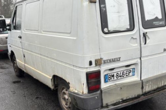 Retroviseur droit RENAULT TRAFIC 1