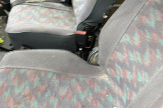 Retroviseur droit RENAULT TRAFIC 1