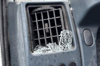 Retroviseur droit RENAULT TRAFIC 1