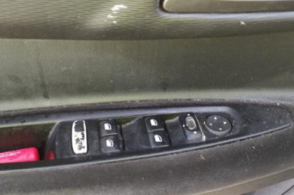 Aile avant droit CITROEN C4 1