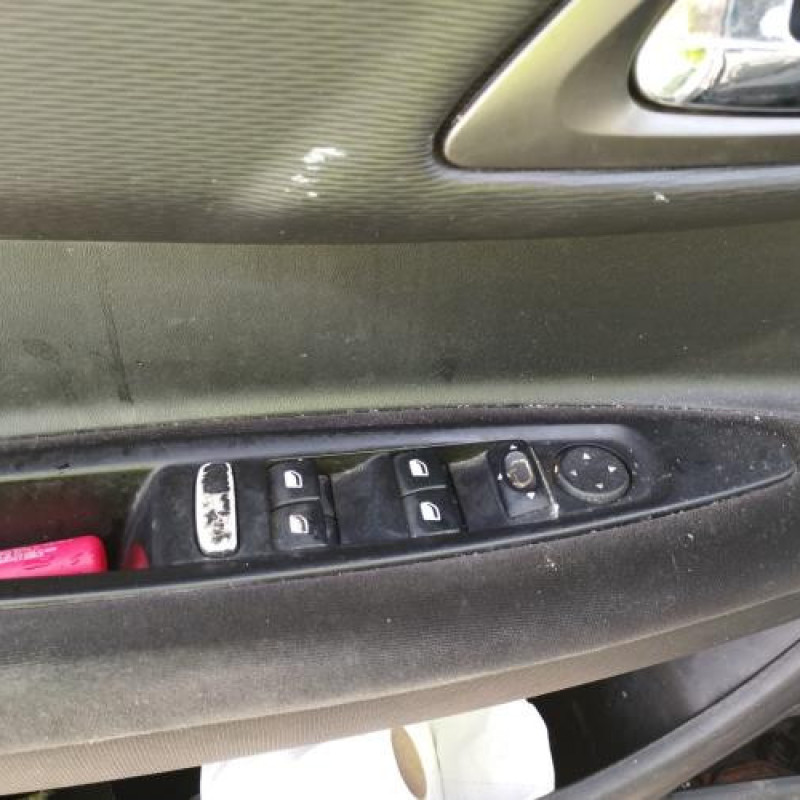 Aile avant droit CITROEN C4 1 Photo n°14