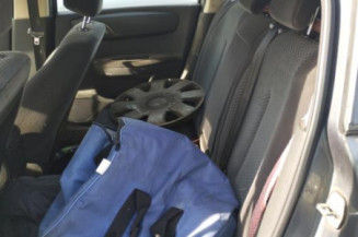 Aile avant droit CITROEN C4 1