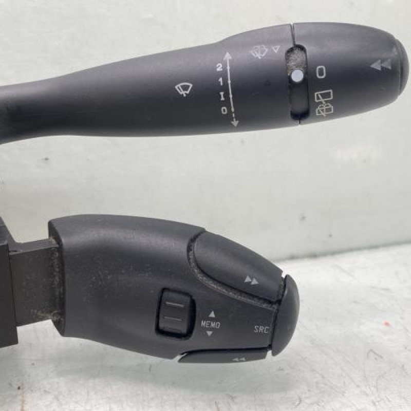 Com (Bloc Contacteur Tournant+Commodo Essuie Glace+Commodo Phare) PEUGEOT 307 Photo n°2