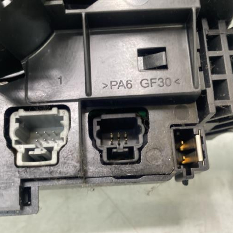 Com (Bloc Contacteur Tournant+Commodo Essuie Glace+Commodo Phare) PEUGEOT 307 Photo n°8