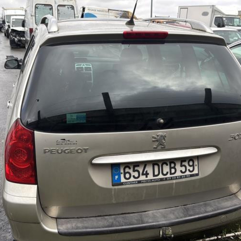 Pare choc arriere PEUGEOT 307 Photo n°12