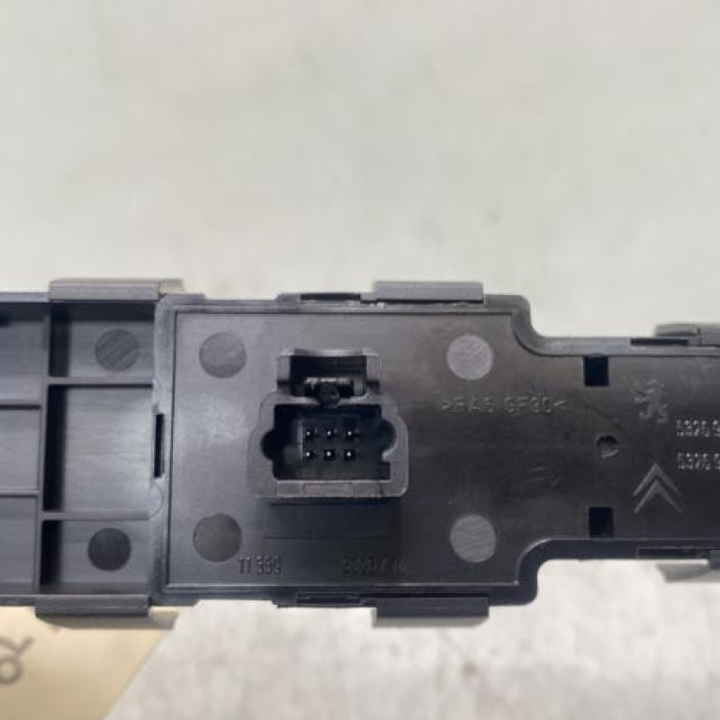 Interrupteur de leve vitre avant gauche PEUGEOT 307 Photo n°3