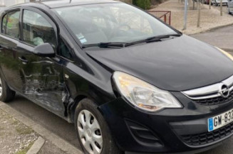 Ceinture avant gauche OPEL CORSA D