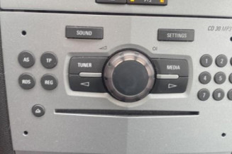 Ceinture avant gauche OPEL CORSA D