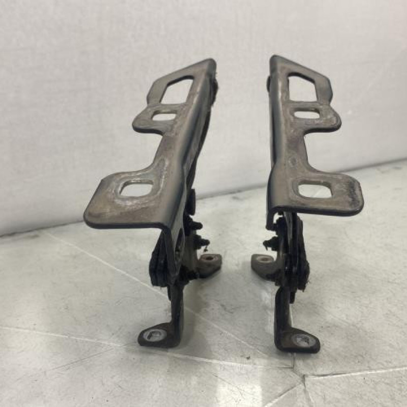 Charniere de capot OPEL CORSA D Photo n°2