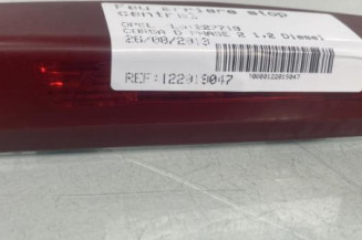 Feu arriere stop central OPEL CORSA D