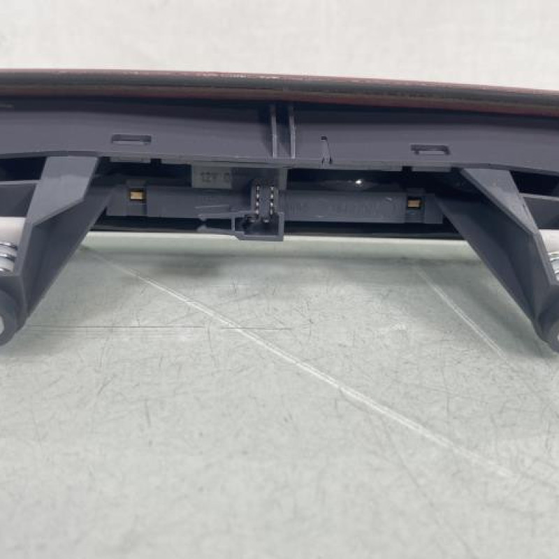 Feu arriere stop central OPEL CORSA D Photo n°3