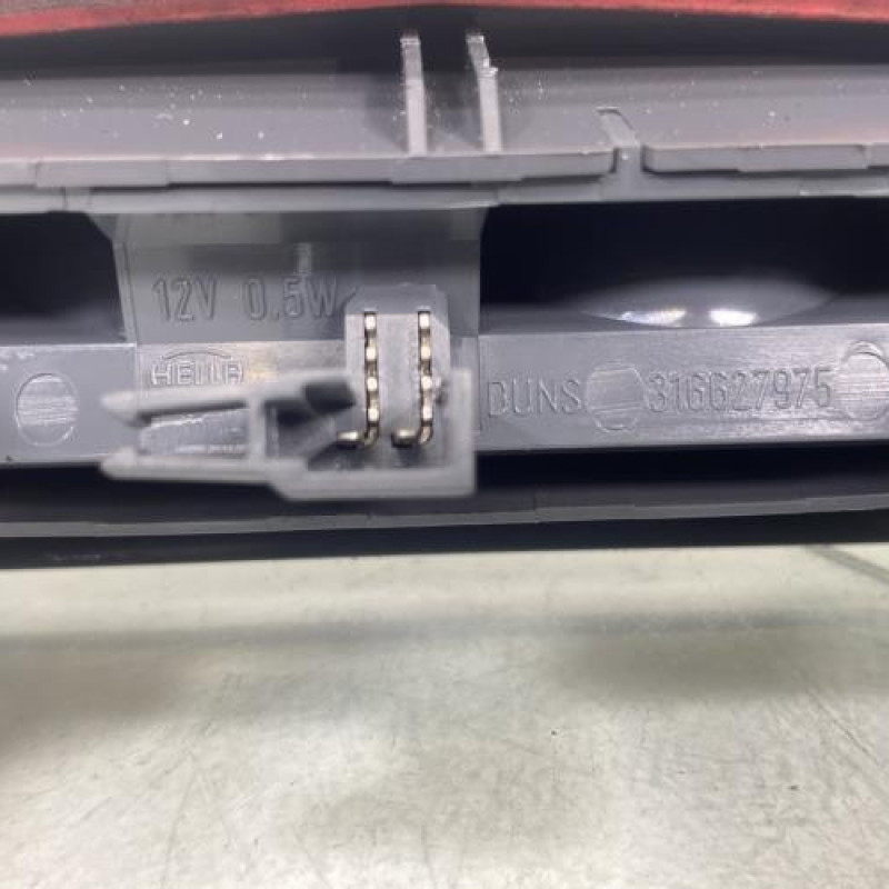 Feu arriere stop central OPEL CORSA D Photo n°4