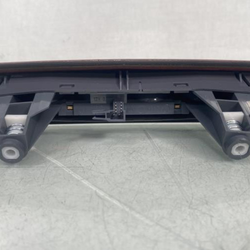 Feu arriere stop central OPEL CORSA D Photo n°5